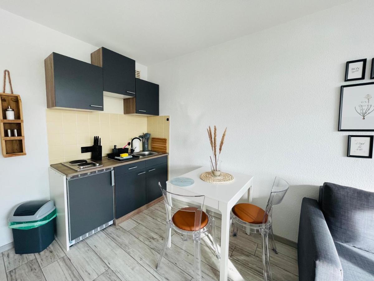 Apartment Moevenkoje Fuer 1-2 Personen Mit Pool 达默 外观 照片